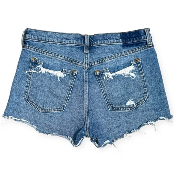 Abercrombie & Fitch High Rise Mom Short destroyed vintage medium wash Size 4 27 - Picture 4 of 7